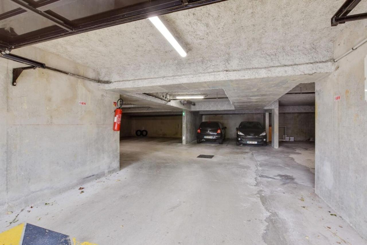 Апартаменты Appart Cosy Quartier Calme Hyper Centre Parking Маньи-ле-Онгр Экстерьер фото